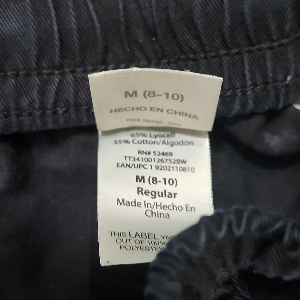 Women's Black Cargo Pants Size 8-10! - Picture 2 of 3